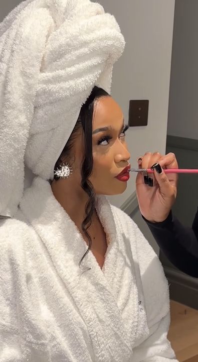 Commercial makeup